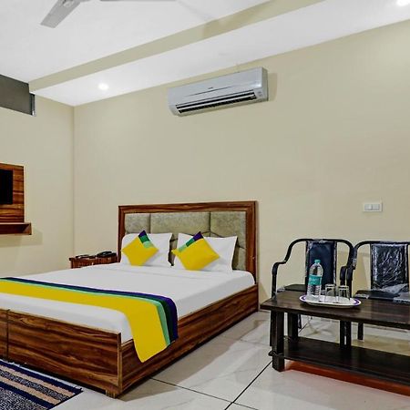Hotel Itsy By Treebo - Sk Grand - Sector 80 Mohali Sohāna Esterno foto