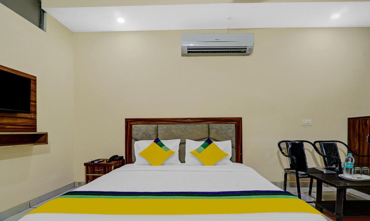 Hotel Itsy By Treebo - Sk Grand - Sector 80 Mohali Sohāna Esterno foto
